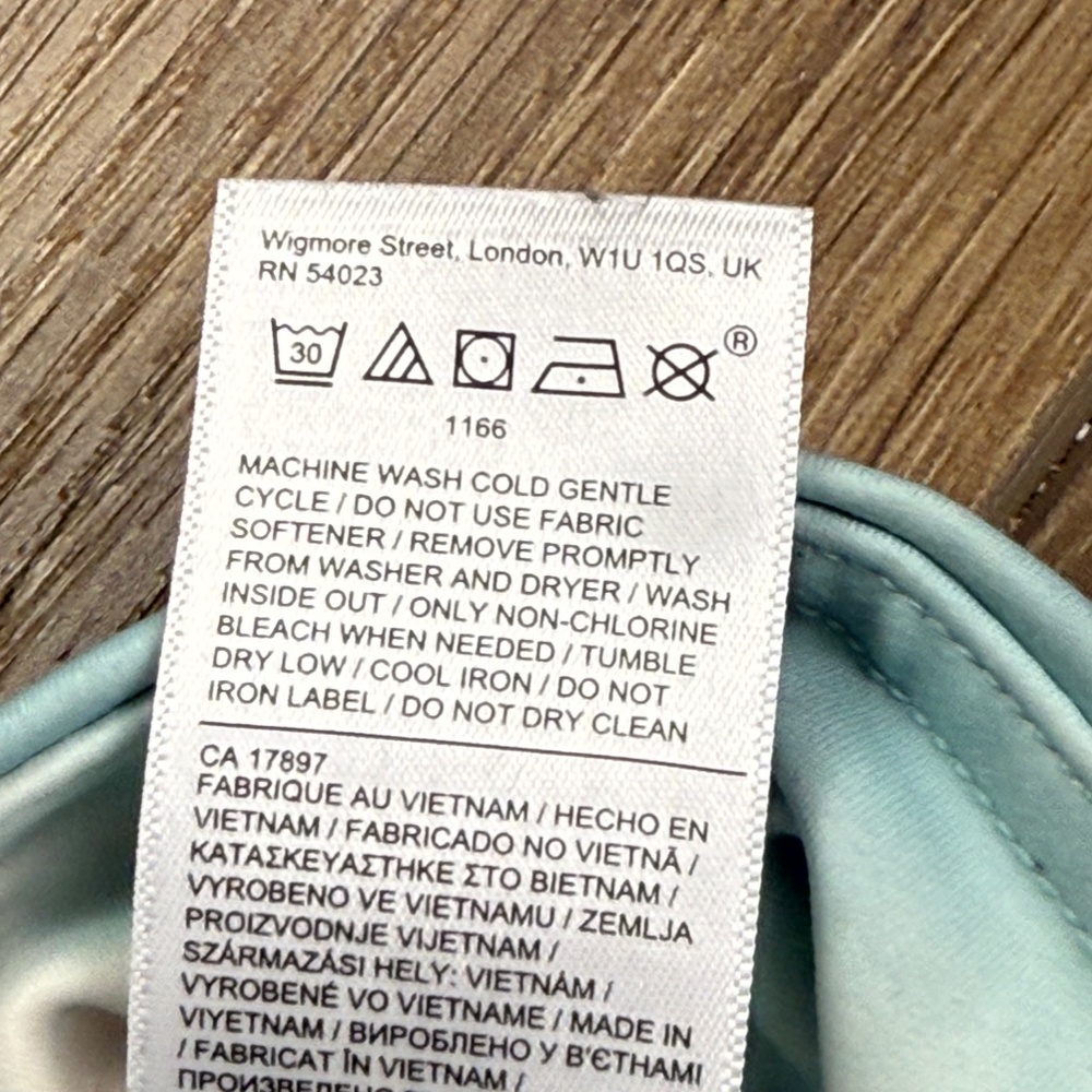 Athleta Women's Set: Elation 7/8 tights and Conscious Crop Sports Bra XS/XXS - Picture 15 of 16
